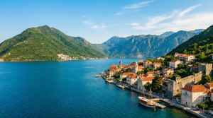 Plongée au Monténégro : bouches de Kotor, épaves et conseils Les bouches de Kotor au Montenegro, baie type fjord de l'Adriatique
